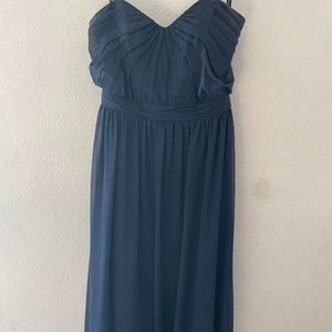 NAVY STRAPLESS BRIDESMAID DRESS